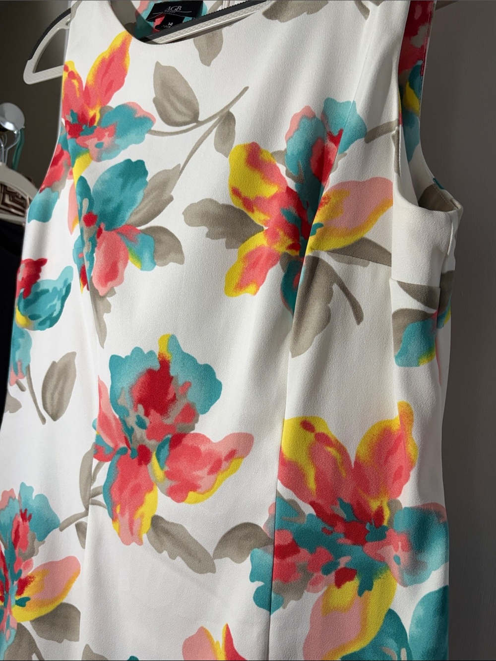 AGB White Sleeveless Sheath Dress with Teal, Coral, Yellow Floral Print - Picture 5 of 10